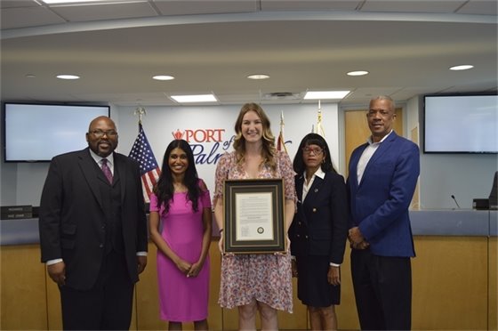 Port Commissioners present proclamation TPA representative