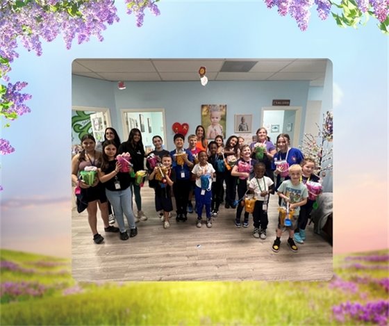 Children at Kids Cancer Foundation with Port PIO Yaremi Farinas