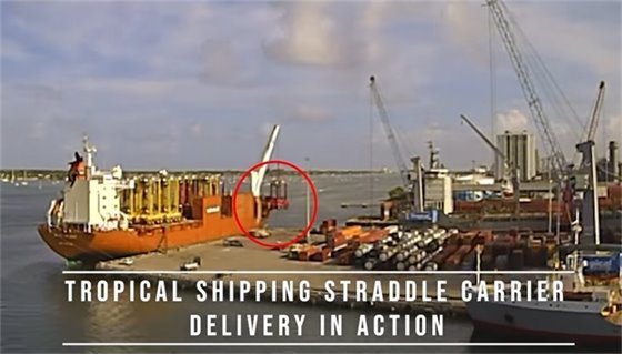 Straddle Carrier