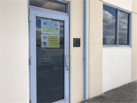 Pack and ship facility